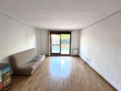 Piso en calle Josefa Salvanés