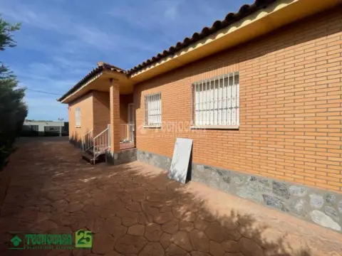 Casa unifamiliar en calle Carahorma G