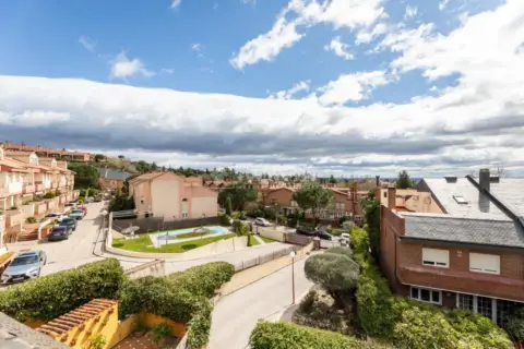 Casa adosada en Los Robles