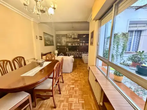 Casa adosada en calle del Rey Monje