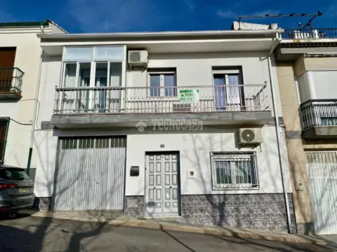Casa adosada en calle del Murillo