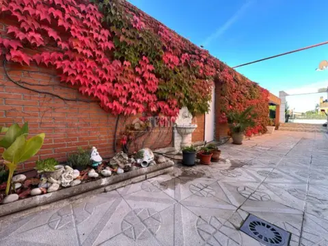 Casa pareada en Las Conejeras-El Esparragal