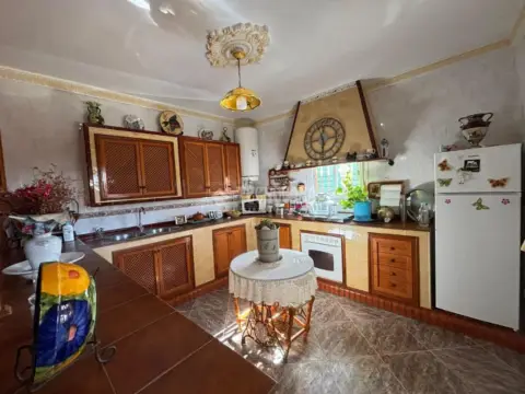 Casa rústica en Recinto Ferial-Circunvalación-La Vega