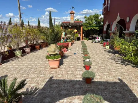 Casa rústica en Recinto Ferial-Circunvalación-La Vega