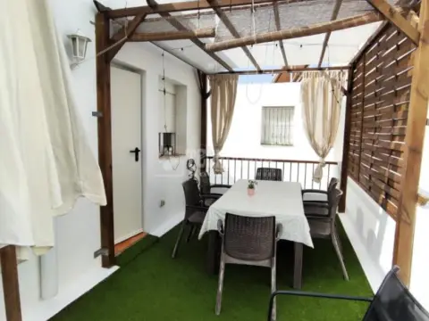 Casa adosada en Iglesia Mayor