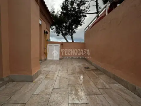 Casa adosada en Santa Eufemia
