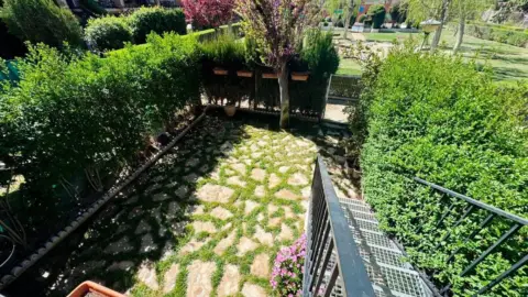 Casa adosada en Las Fuentes-Cartuja Baja