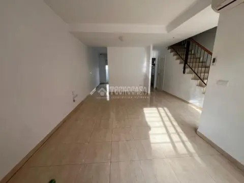 Casa adosada en Palomares del Río