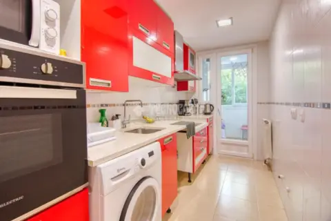 Piso en El Alisal-Cazoña