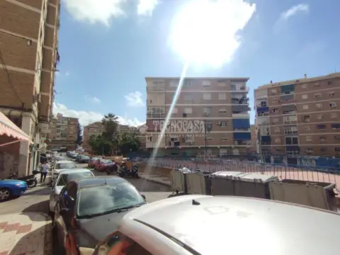 Piso en Nueva Málaga-Miraflores