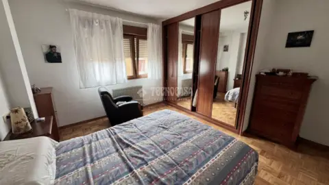 Piso en Pumarín