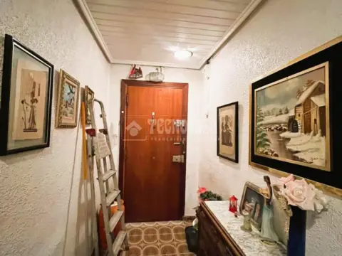 Piso en La Creu Coberta