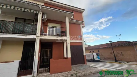 Casa pareada en Candeleda