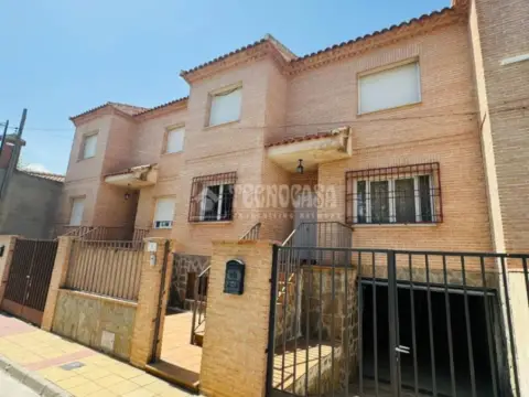 Casa pareada en Pulgar