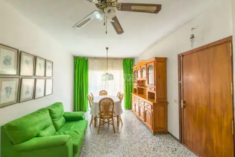 Piso en Rambla-Duggi-Los Hoteles