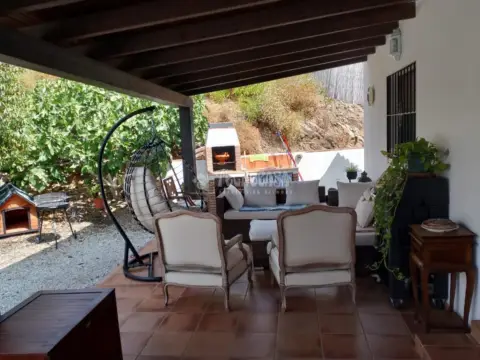 Casa rústica en El Borge