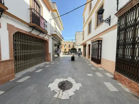 Casa adosada en calle de Cervantes