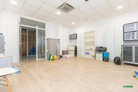 Local comercial en Las Marinas-Bolaga
