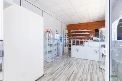 Local comercial en Las Marinas-Bolaga