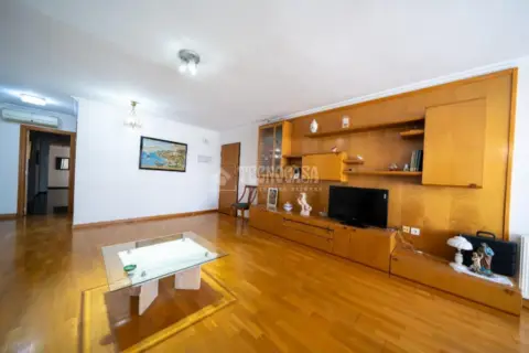 Piso en Nou Moles