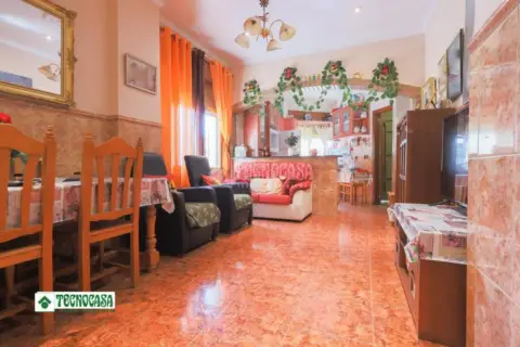 Piso en Adra
