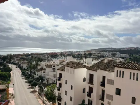 Piso en Urbanización El Hacho-La Duquesa Golf