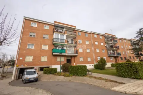 Piso en calle de Tormes