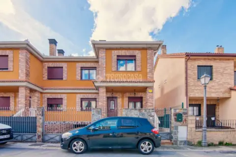 Casa pareada en Área Rural