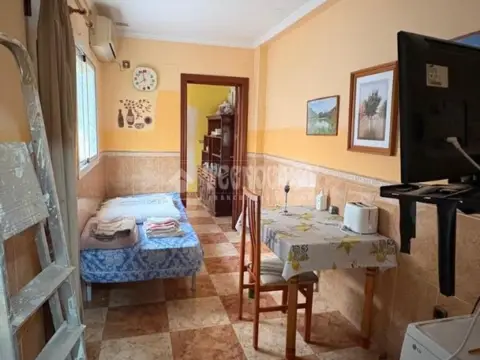 Casa pareada en Capuchinos-La Goleta-El Molinillo-Segalerva