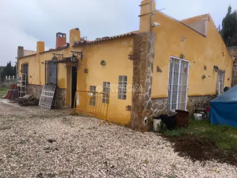 Casa rústica en San Felipe-El Almendral-La Merced