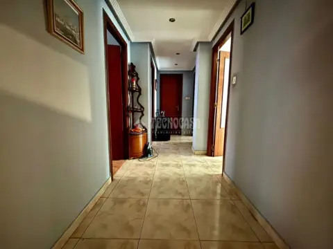 Piso en Pumarín