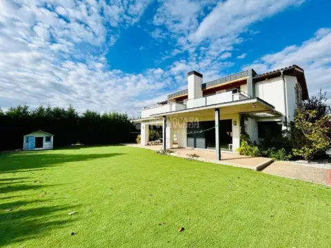 Casa unifamiliar en Laguna de Duero