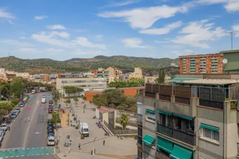 Piso en La Salut-Lloreda-Sistrells