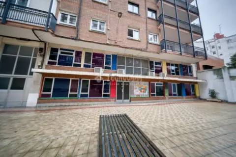 Local comercial en Paseo Zorrilla-Campo Grande-Cuatro de Marzo