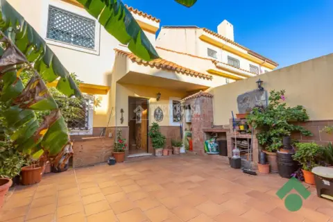 Casa adosada en San García-Getares