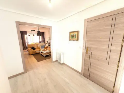 Piso en calle del Río Cabriel