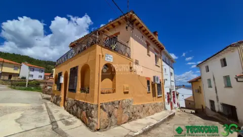 Casa adosada en Lanzahíta