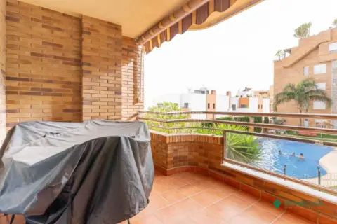 Piso en Aguadulce Sur