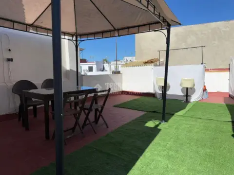 Casa adosada en La Algaba