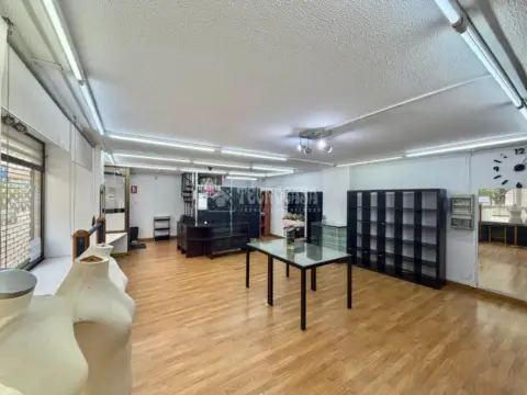 Local comercial en Castilla-Hermida