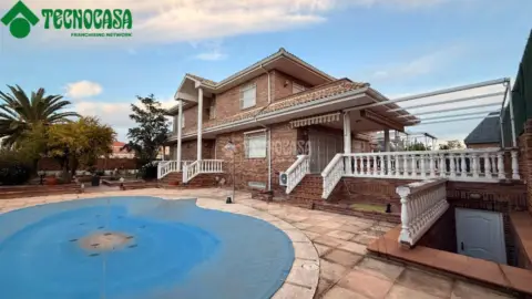 Casa unifamiliar en Torrejón de la Calzada