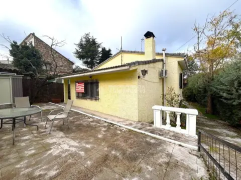 Casa unifamiliar en calle de Río Dulce-Las Colinas