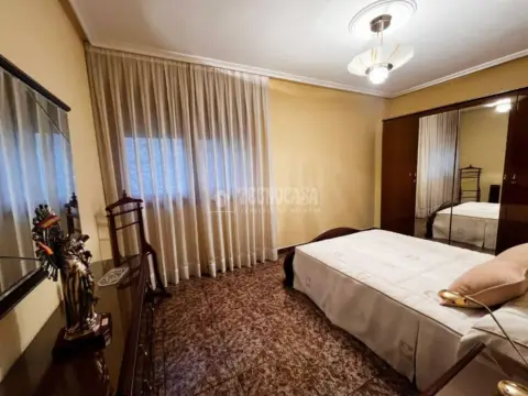 Casa adosada en Mallén