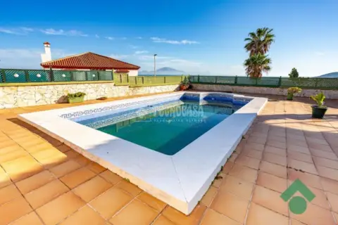 Casa unifamiliar en El Pelayo-Parques Naturales