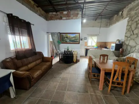 Casa rústica en Morón de la Frontera