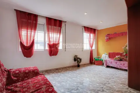 Piso en Can Mas