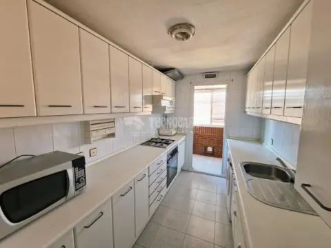 Piso en Las Retamas-Prado Santo Domingo-Ensanche Sur