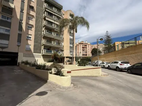 Piso en Carlos Haya