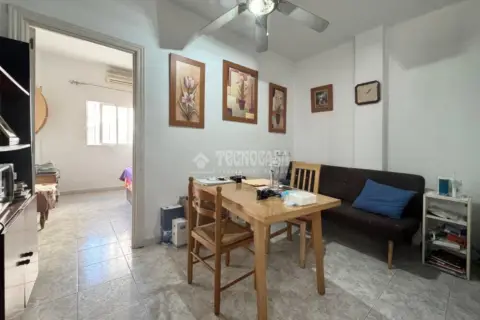 Local comercial en calle del Higueral