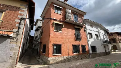 Casa adosada en San Esteban del Valle